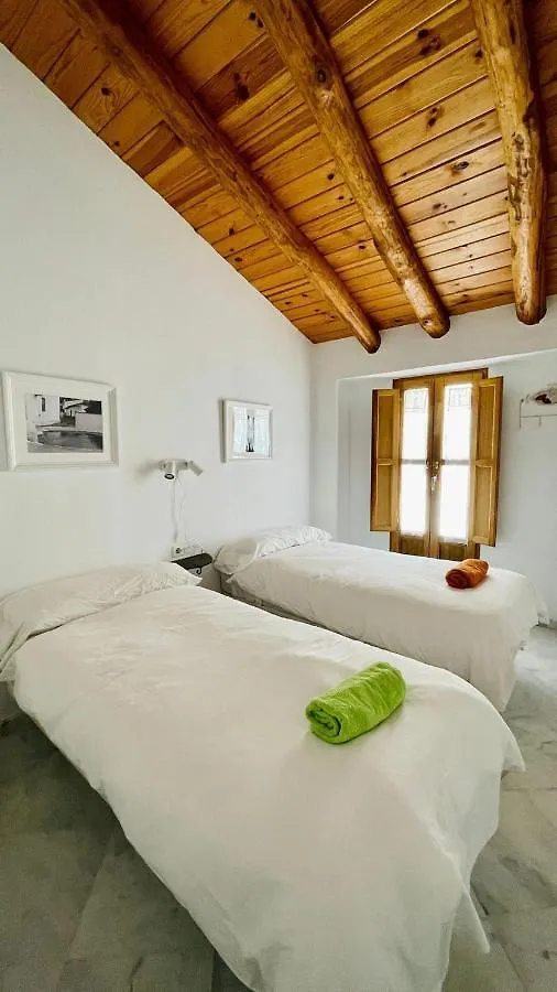 La Cantarera Linares de la Sierra