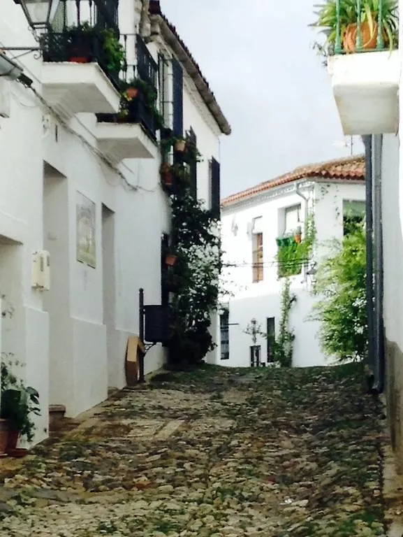 La Cantarera Linares de la Sierra